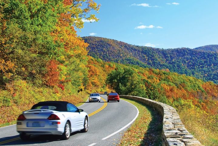 road through shenandoah national park