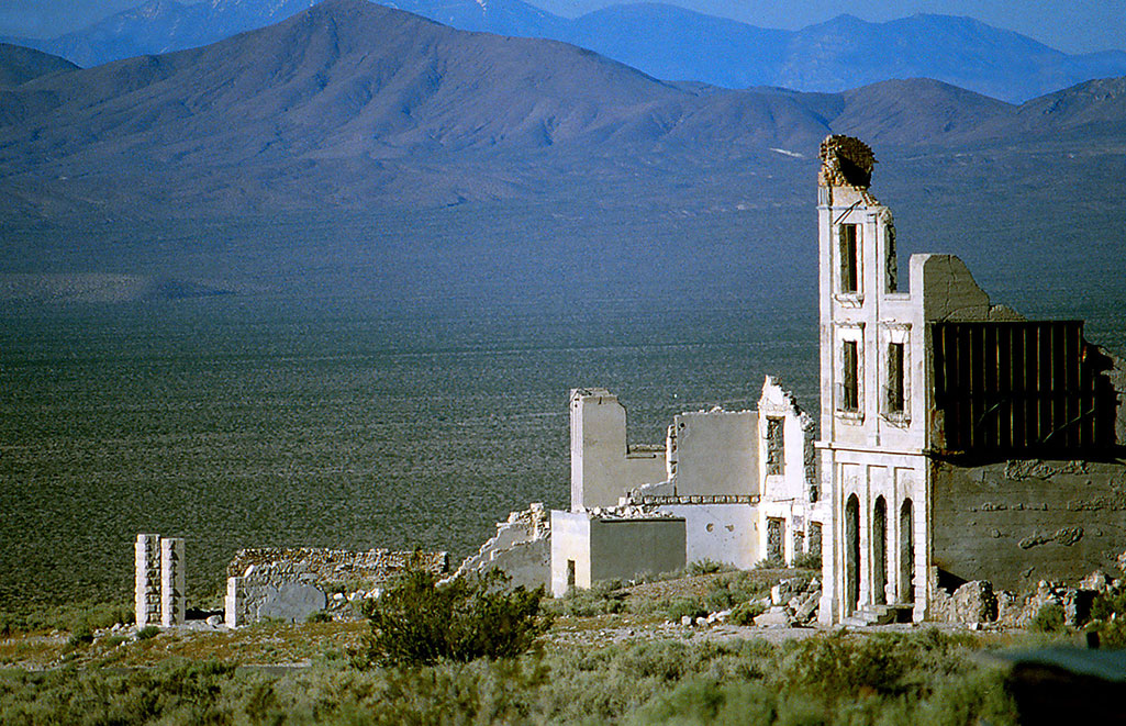 Two Years Living In An Abandoned Ghost Town! 