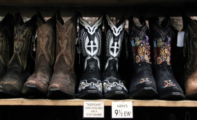 discount boot store near me