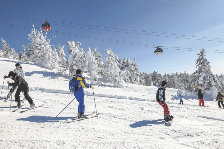 Skiing Mount Zao